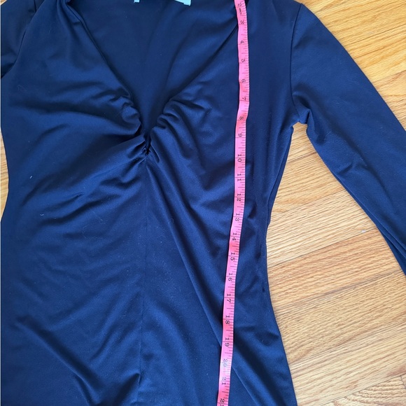 Susana Monaco Navy Long Sleeve Ruched V Neck - Picture 7 of 9